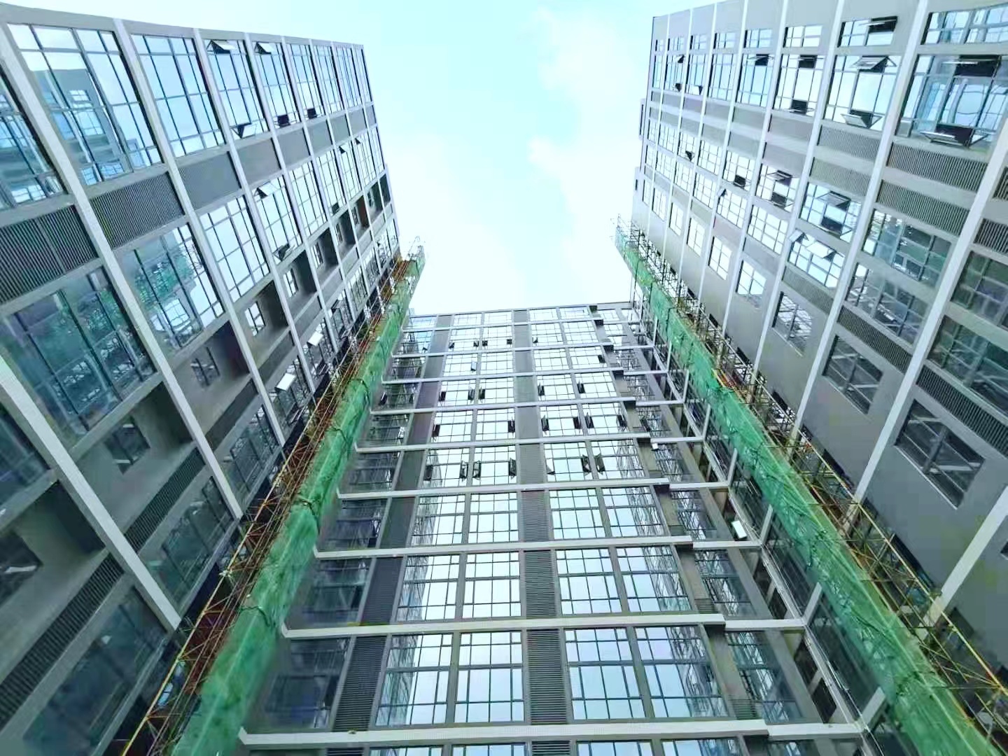 Guangdong Qiming Curtain Wall and Door Window Co., Ltd. – Aluminum alloy outdoor patio 1