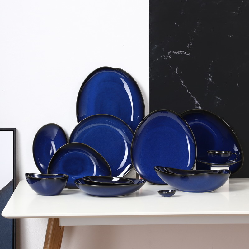 Sepphire dinnerware set