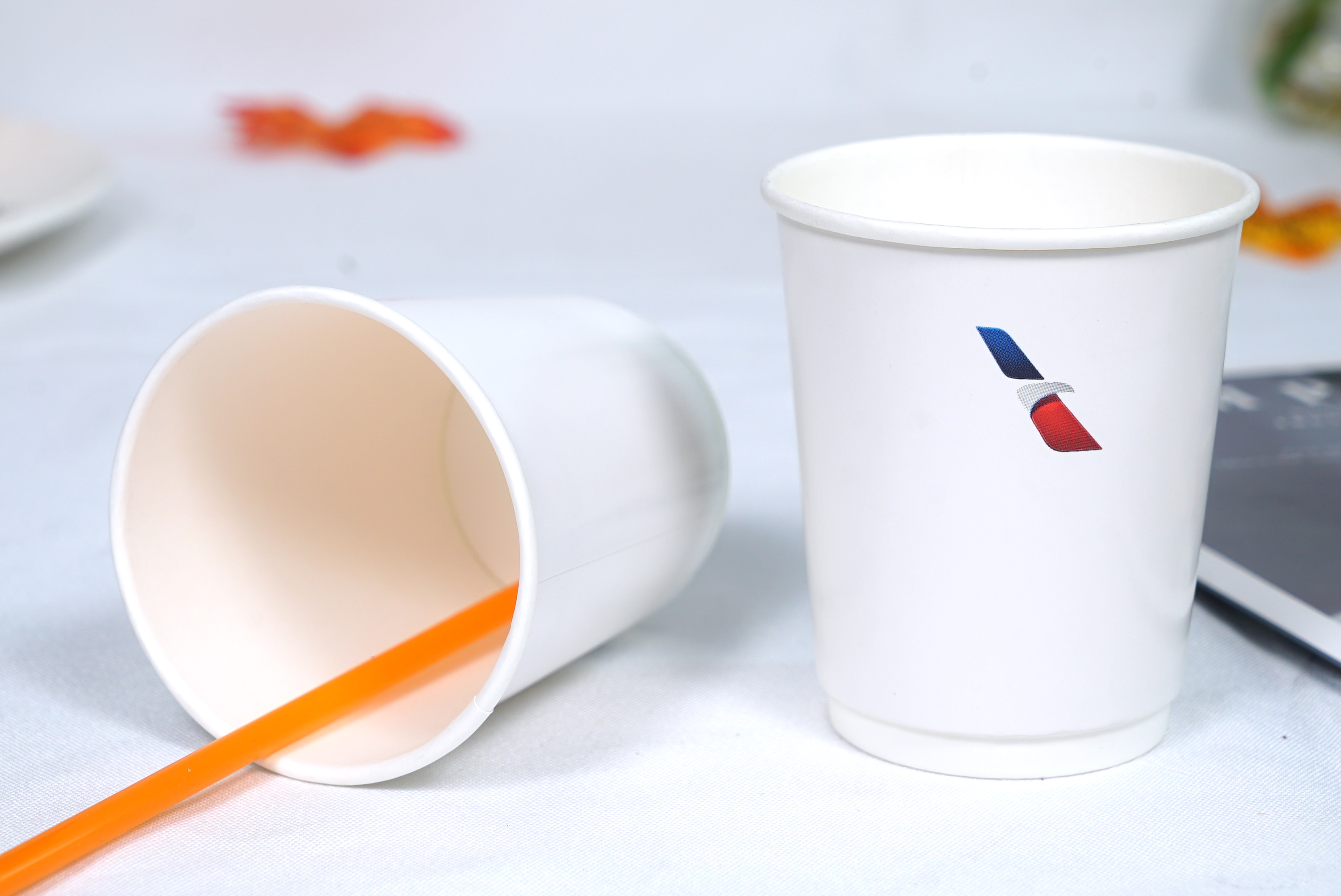 High Quality Disposable Double Wall Paper Cup Coffee Cup Heat Insulation Airplane Paper Cups