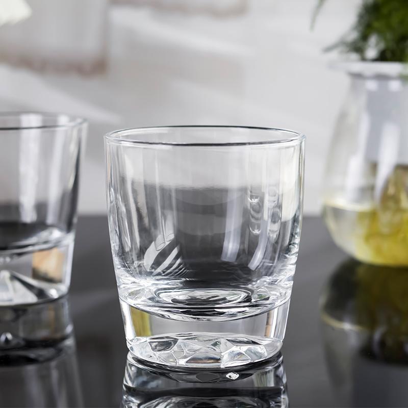 Crystal Whiskey Glass Wholesale Whisky Glass Tumbler Factory Custom Bottom