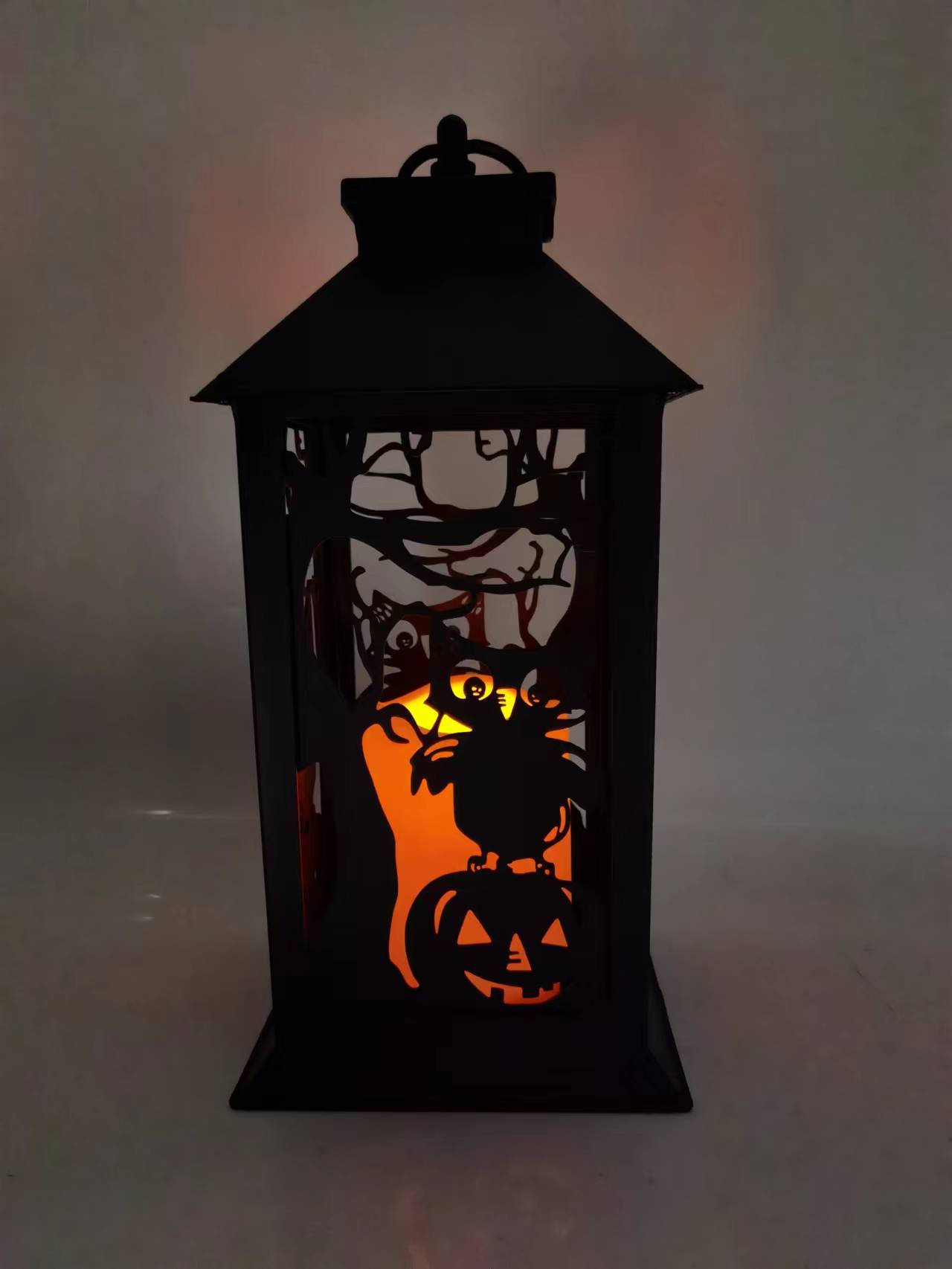 Halloween lantern with light