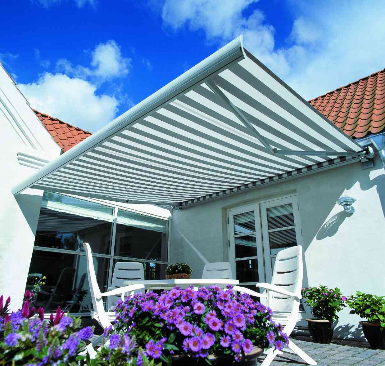 Retractable Awnings