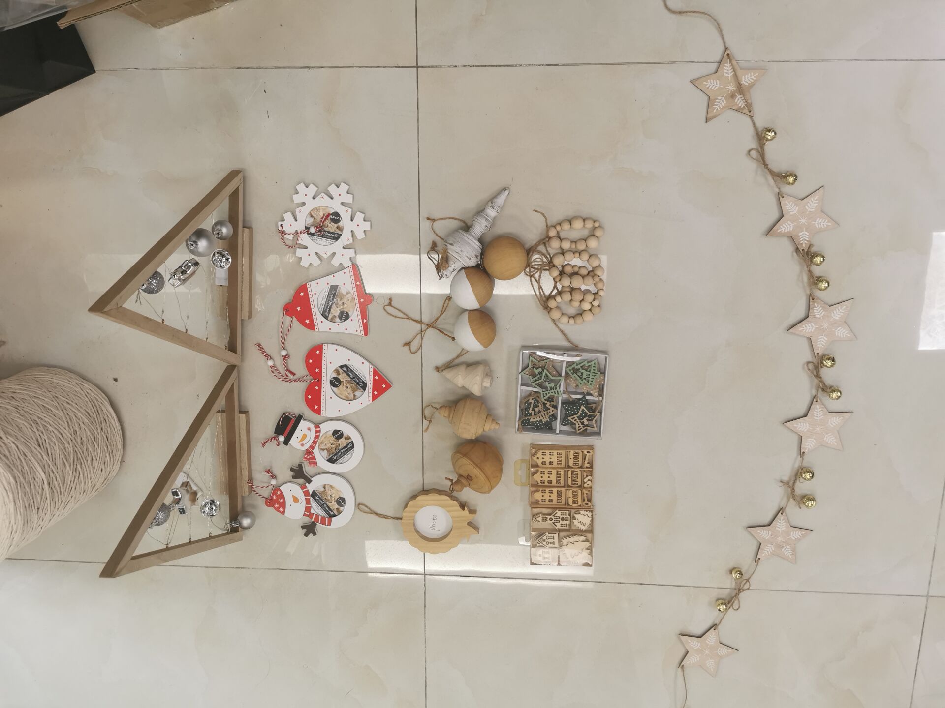 Hanging Christmas items