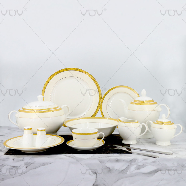Custom design porcelain restaurants modern design dinnerware dinner set