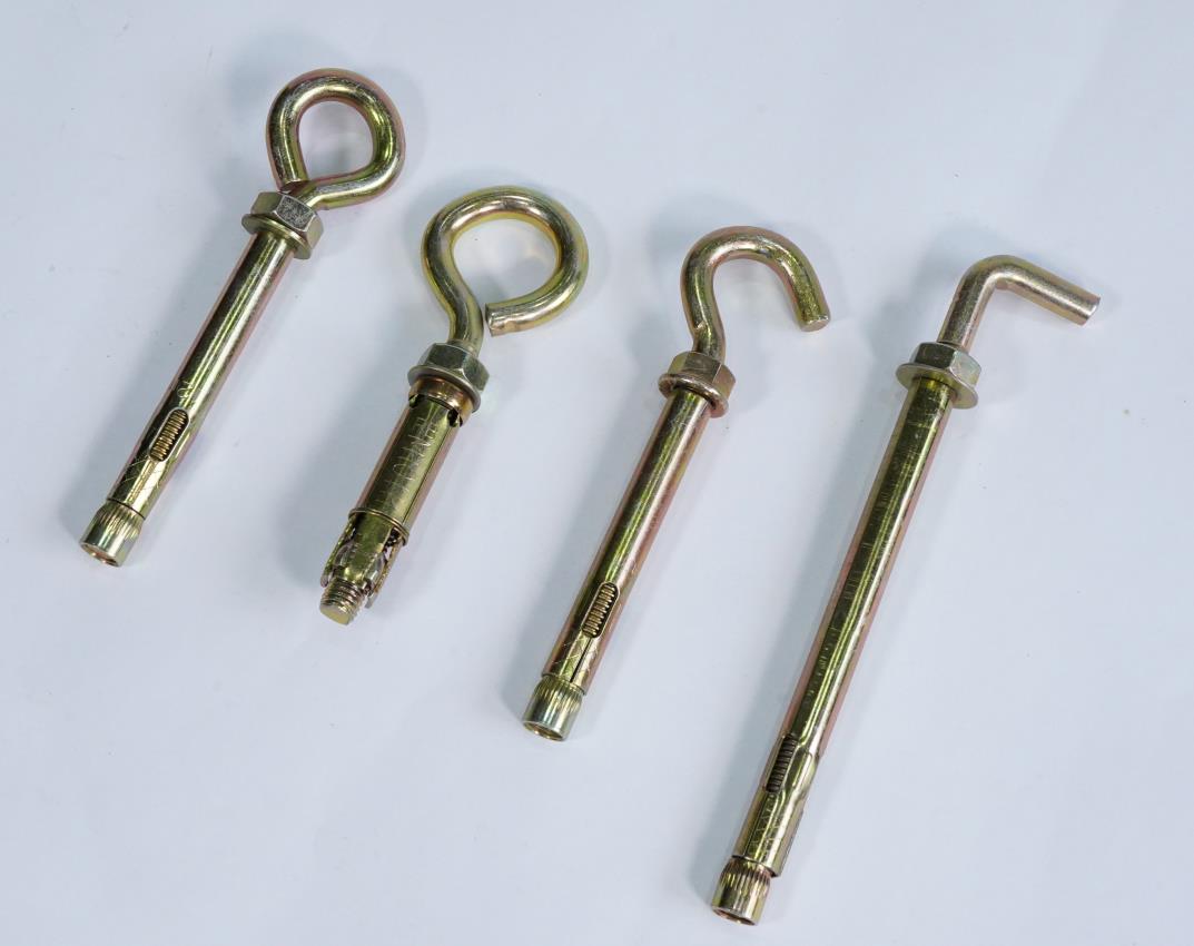 Sleeve anchor