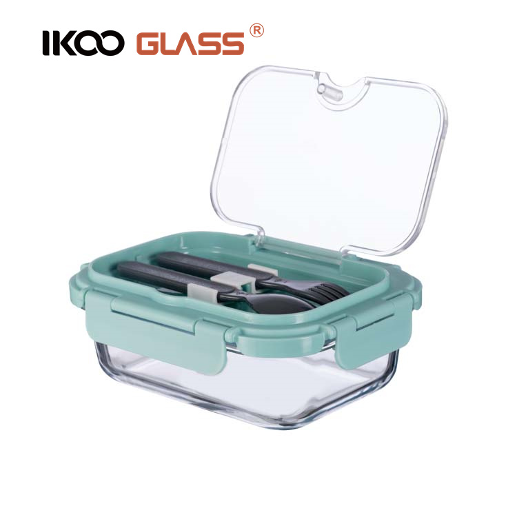 Glass lunch box with cutlery