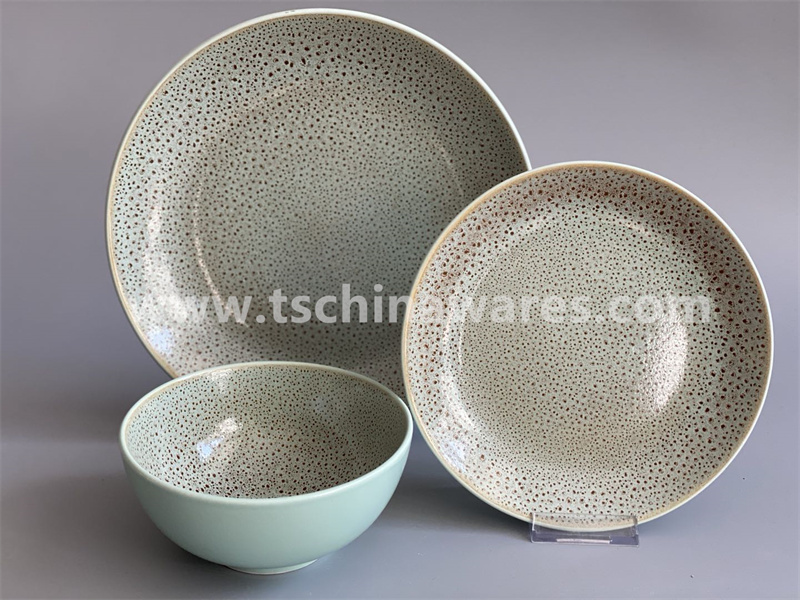 Reactive Glaze Dinnerware Set