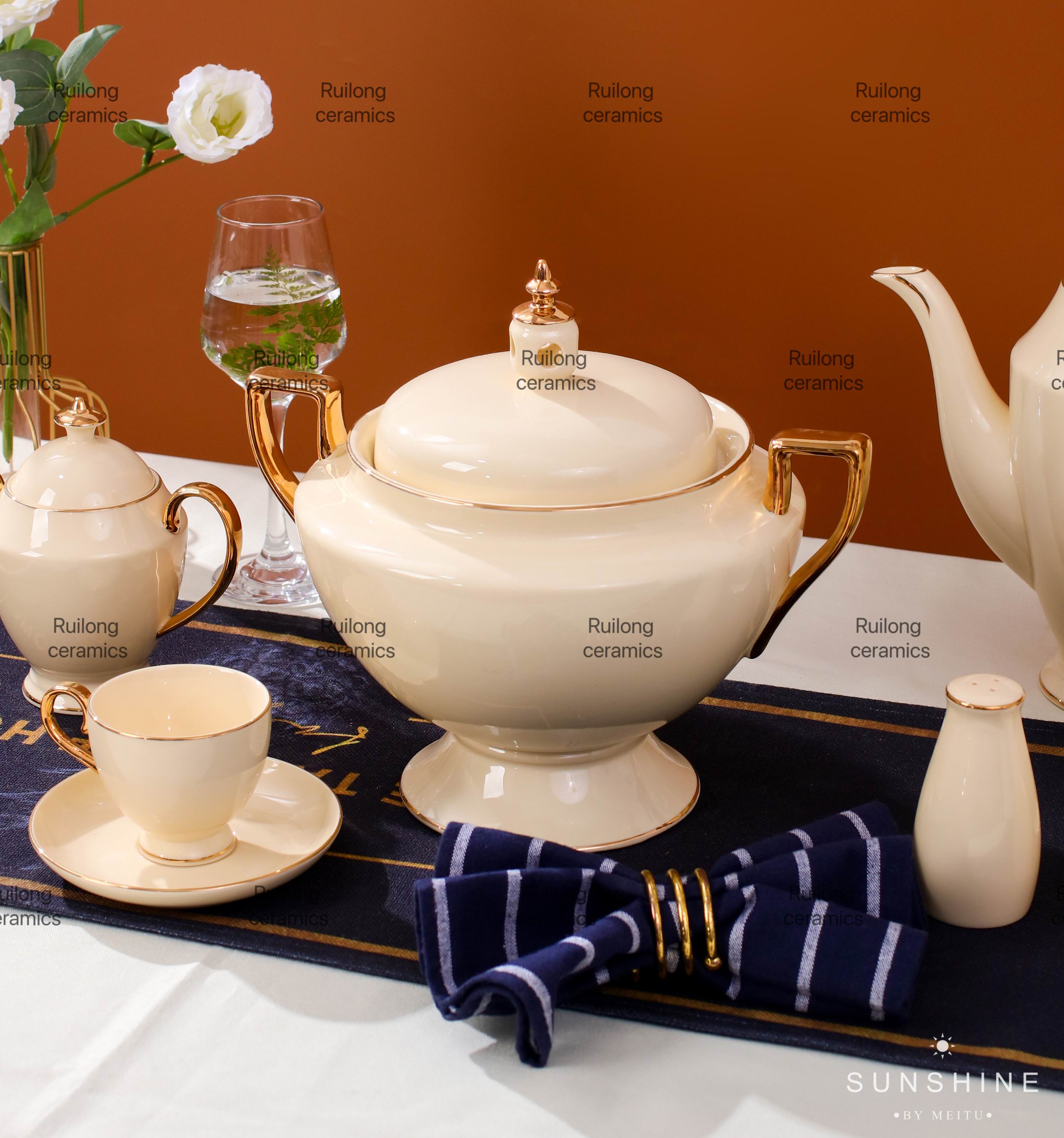 Soup tureen for Planar simple elegant life porcelain series
