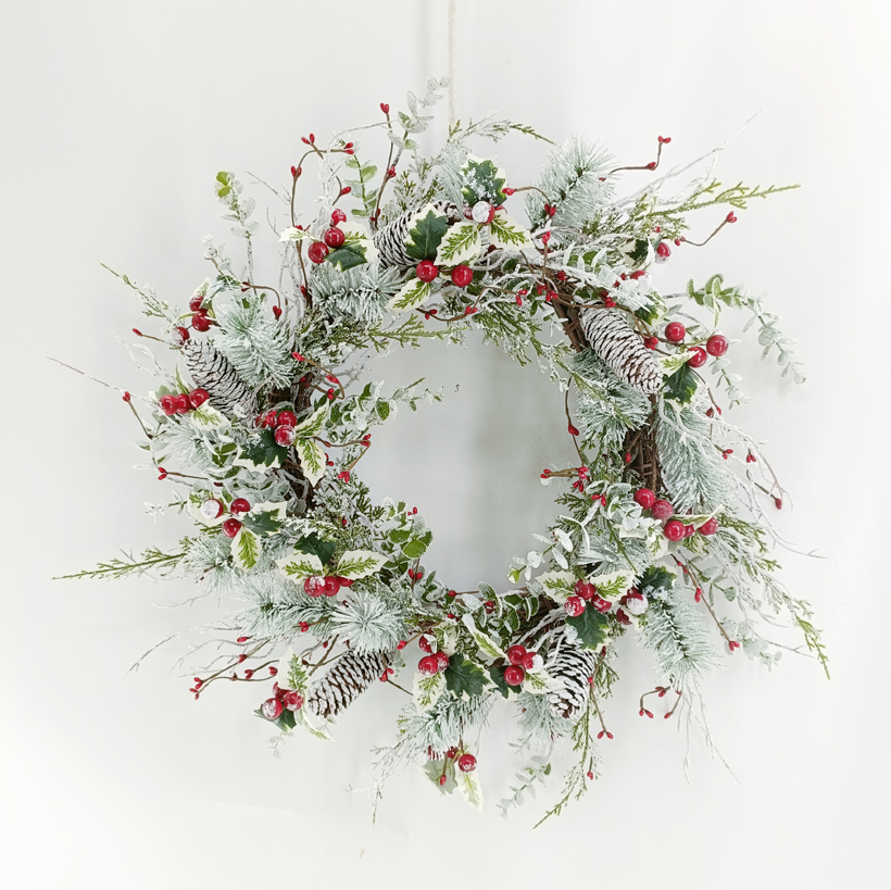 xmas pinecone&leaf wreath