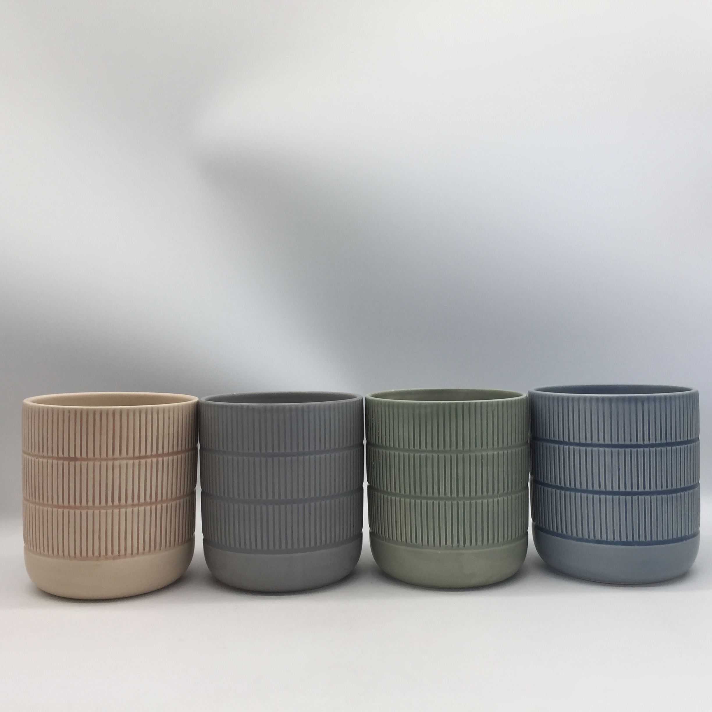 Dolomite flower pot