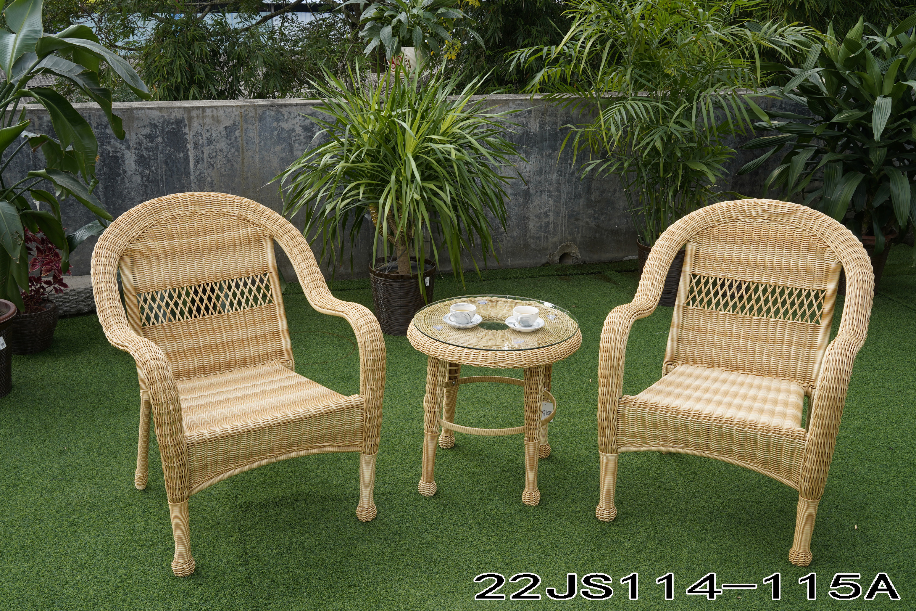 Royal garden woven dining chair set