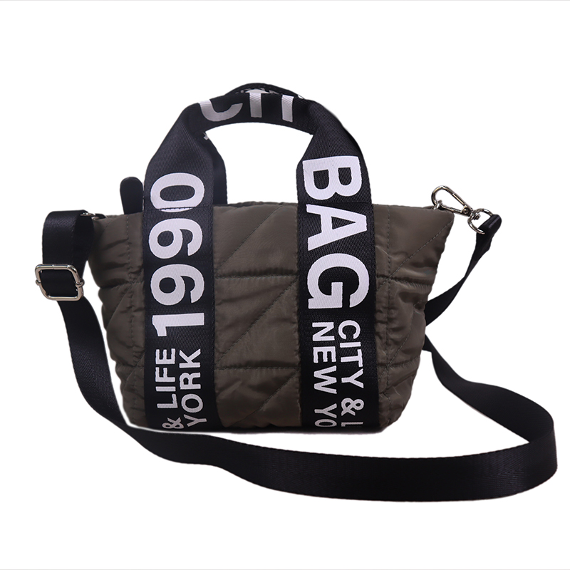 Military polyester quilting casual bag with printing nylon strap