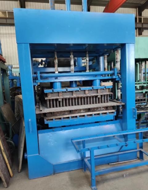 By Sea, Time Delivery Is Guaranteed Garden Brick Making Machine
