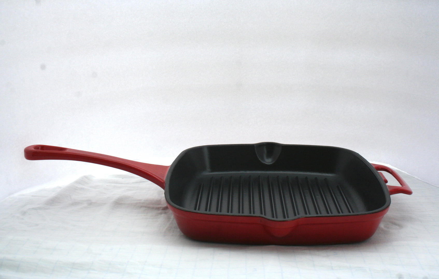 Cast iron grill pan
