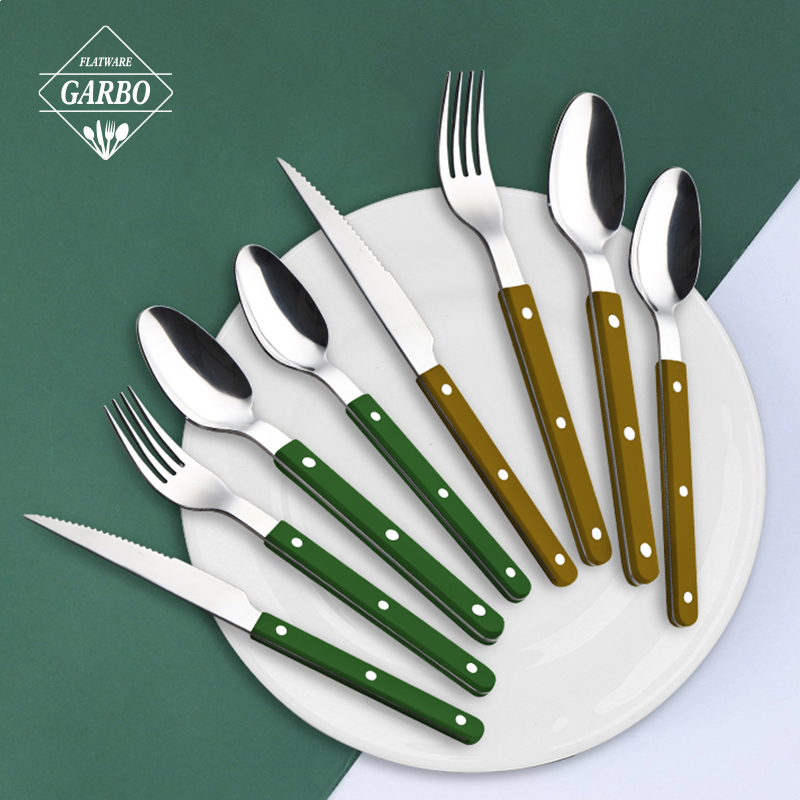 New Arrival stainless steel cutlery flatware dinner set with colorful plasitc handles 16pcs set