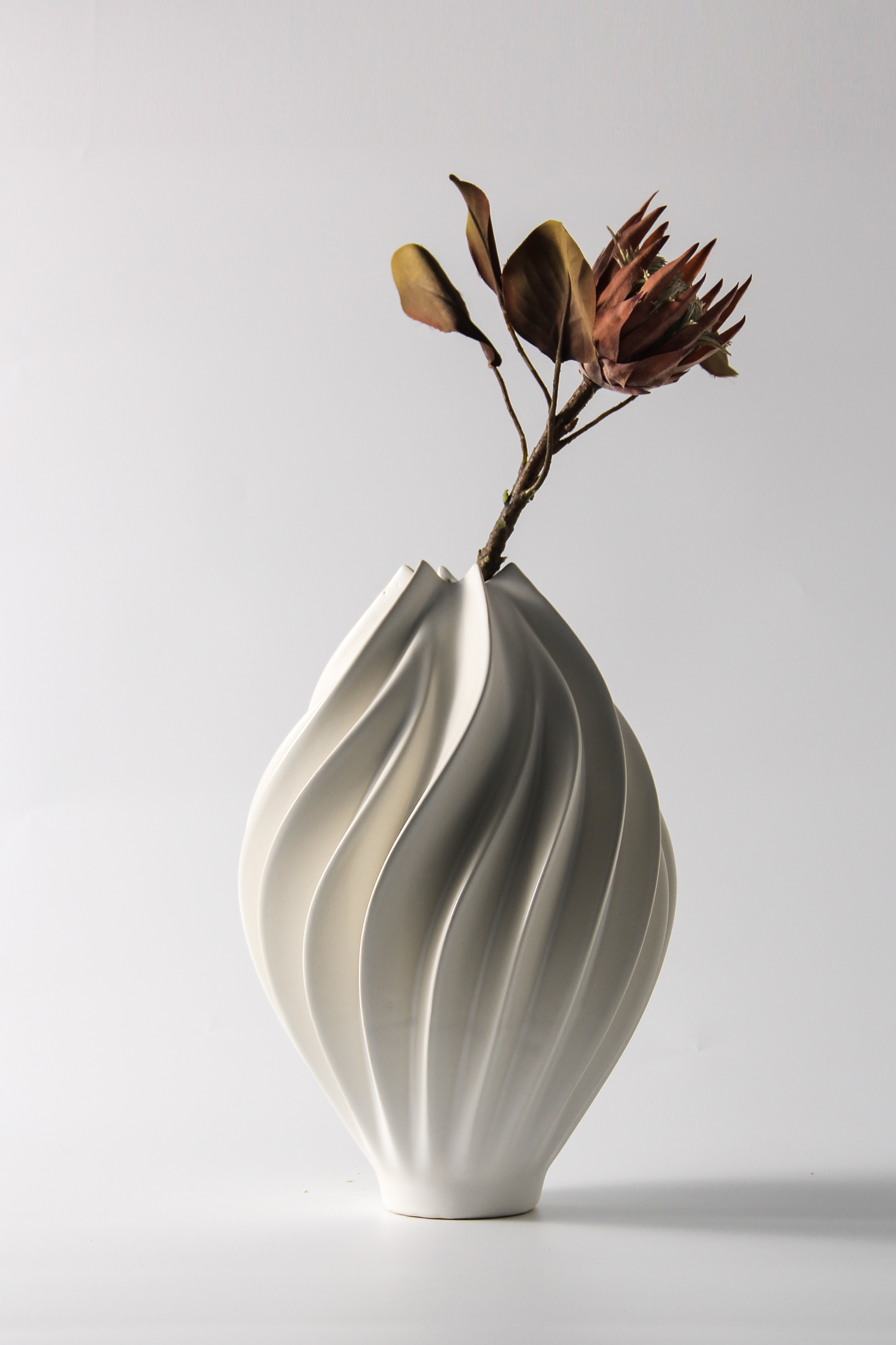 High temperature porcelain decoration ornaments/vase
