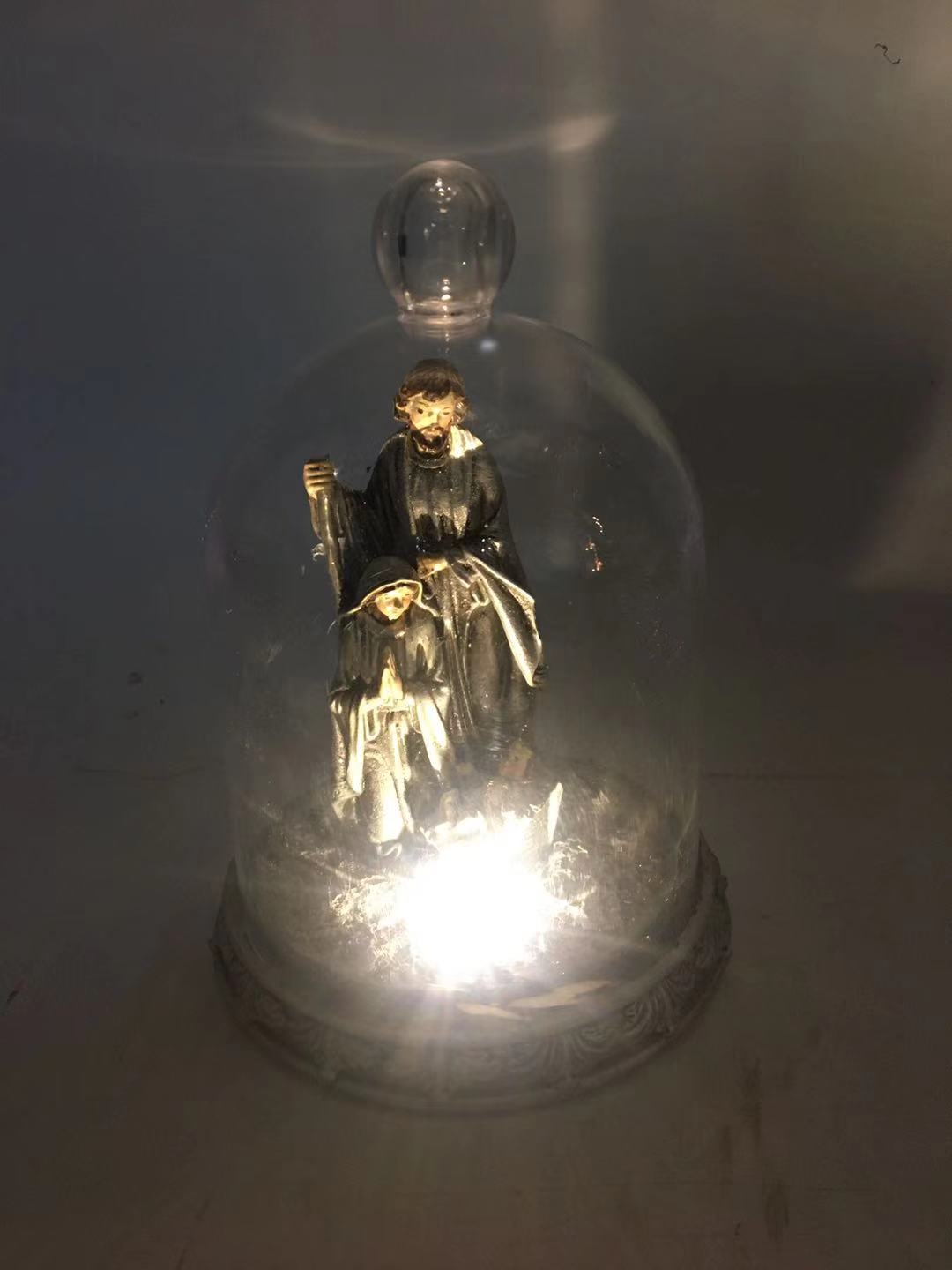 Religious resin decoration with light