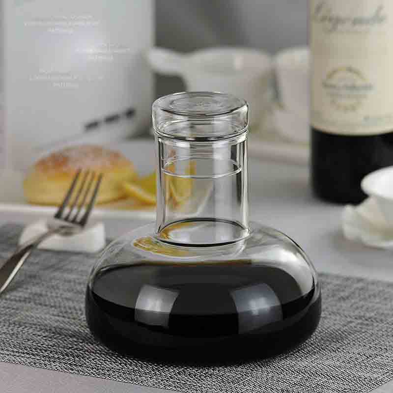 Wholesale Borosilicate Glass Wine Decanter With Glass Lid