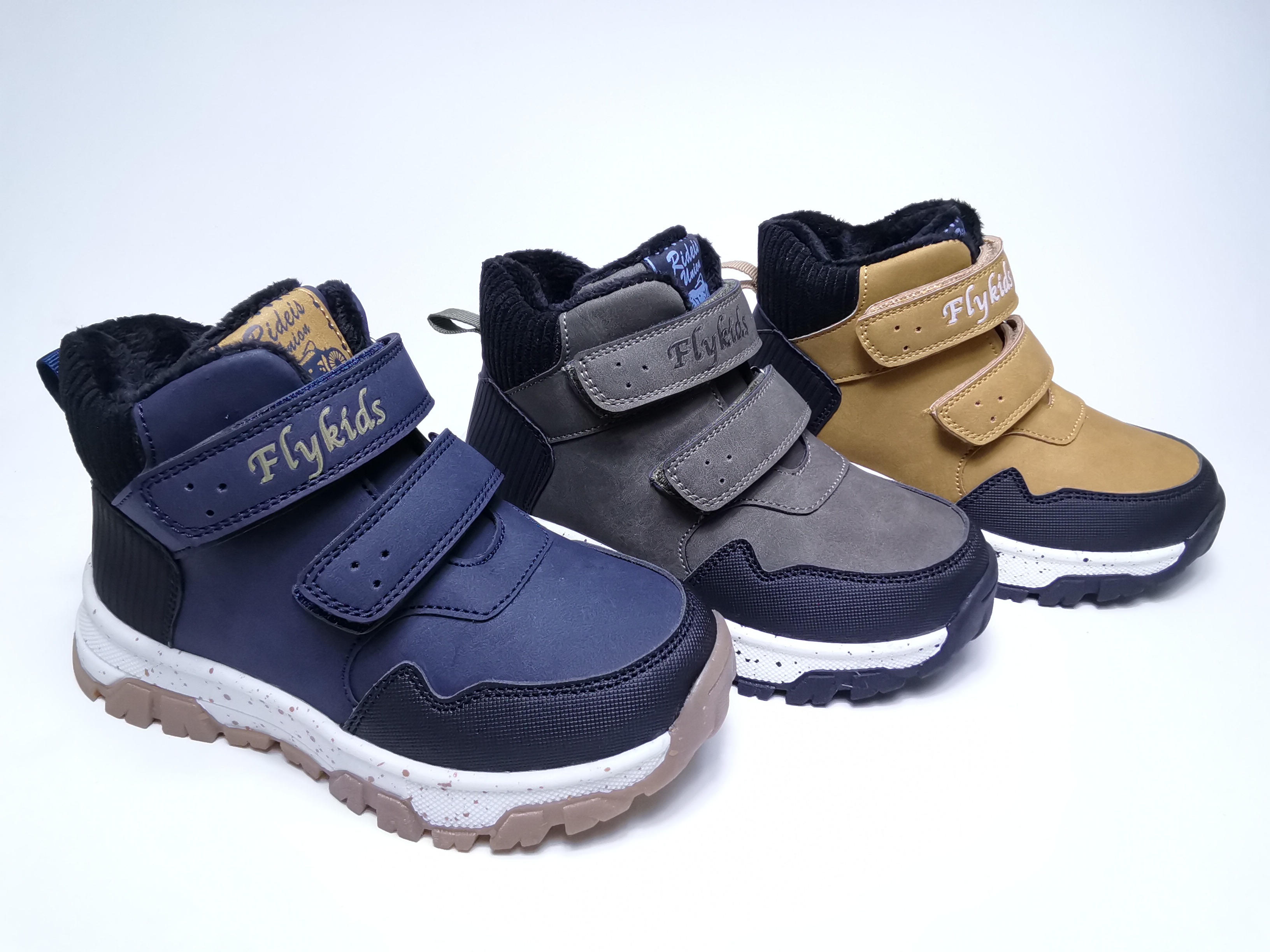 Autumn boots for children Europe boots complete autumn shoes for children in Russia