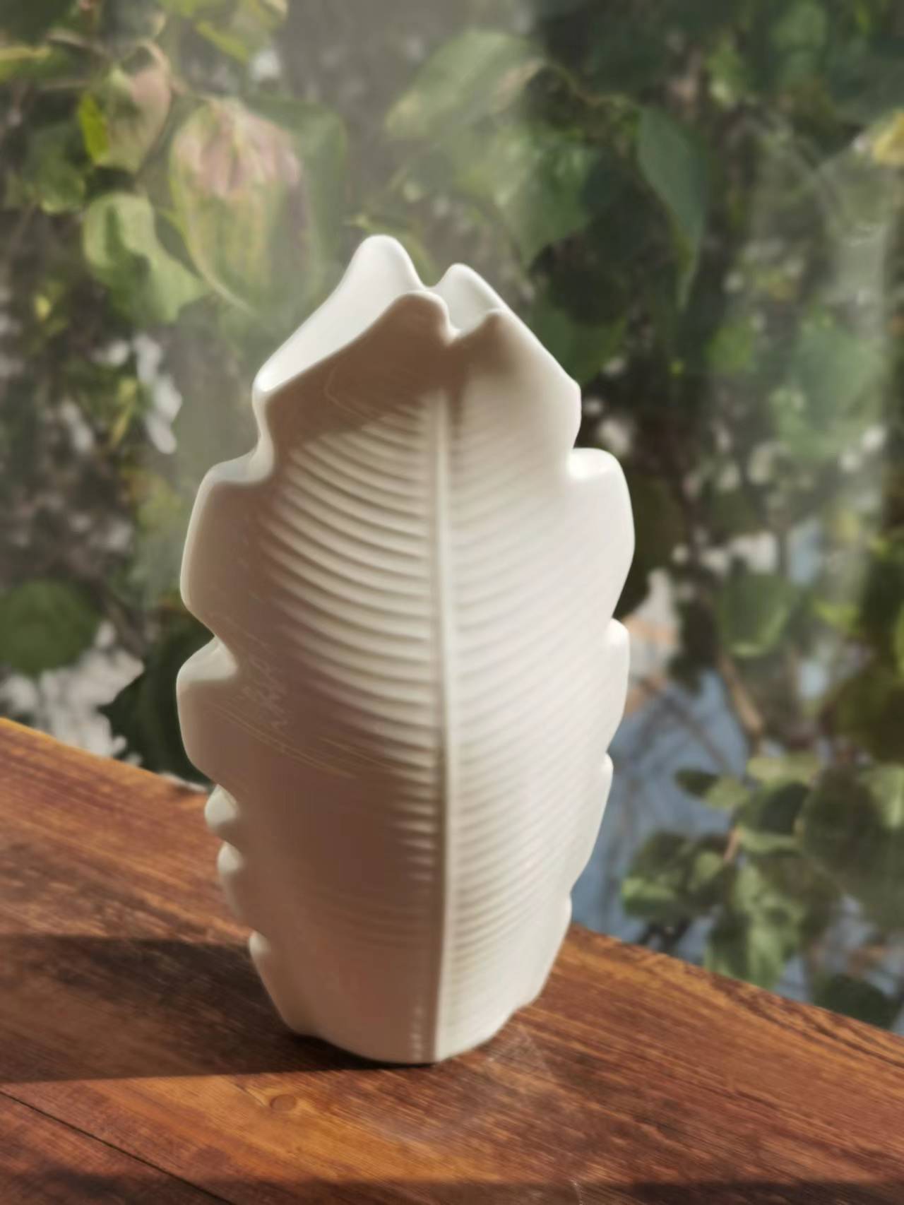 vase , ceramic
