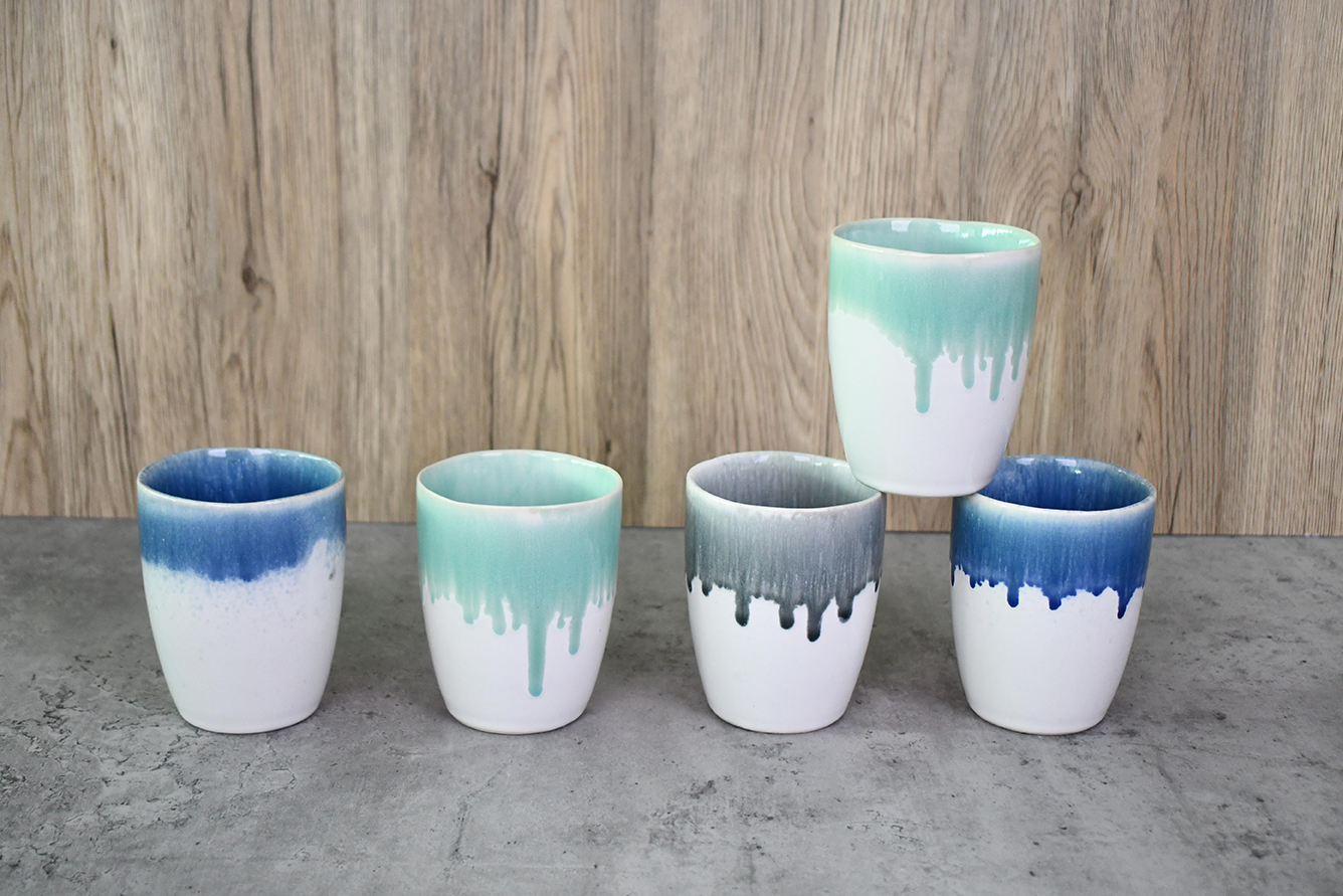 MUGS