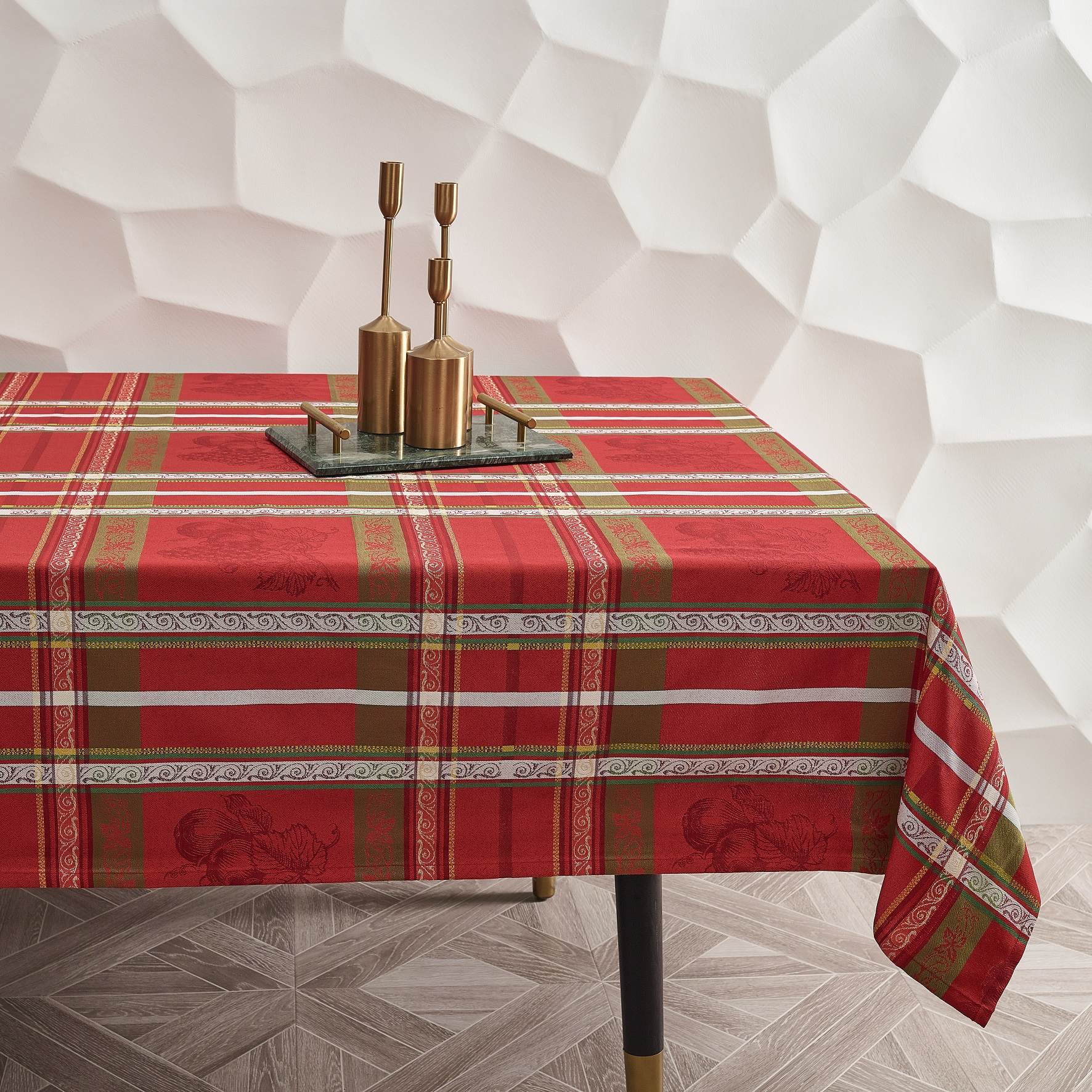 HAINING ZHENXIN FABRIC CO.,LTD – Table runner 3