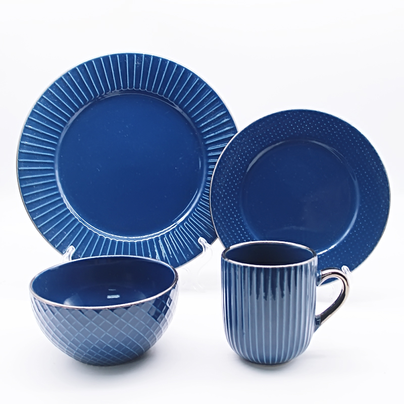 Solid color ceramic dnner set with embossed design