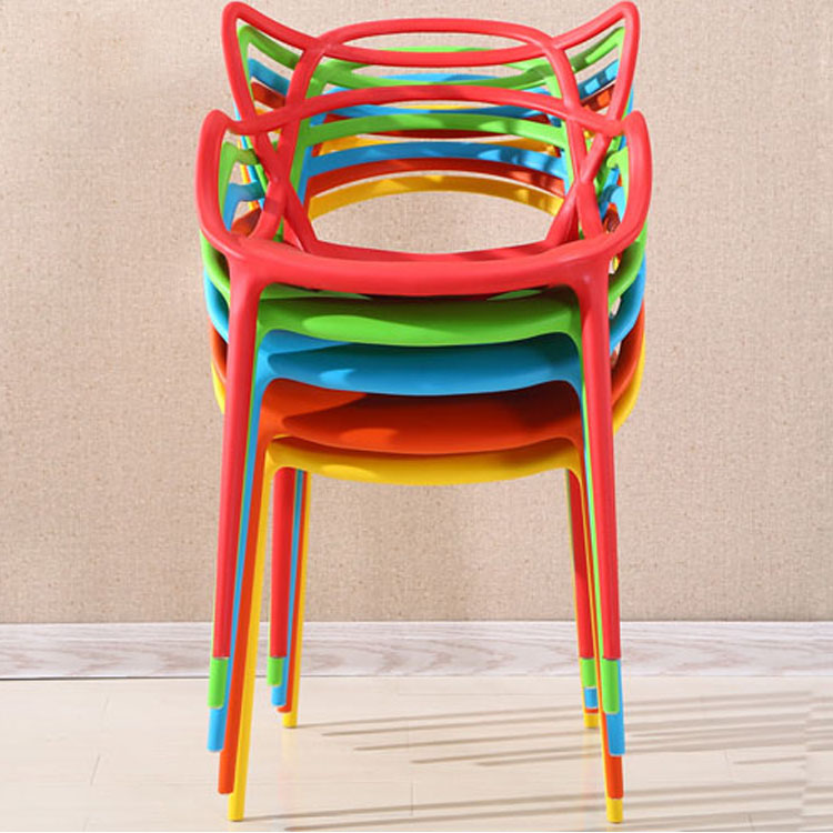 2022 China Wholesale New Plastic Chair With Armrest Stackable Dining Chair