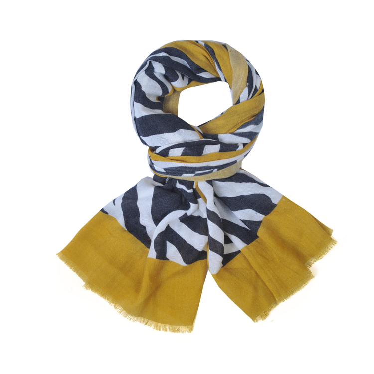 Printed Fashion Scarf For Women
