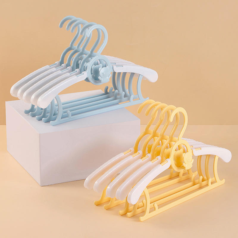 Adjustable Non-Slip Baby Plastic Hanger