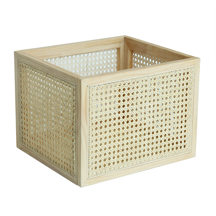 Storage basket