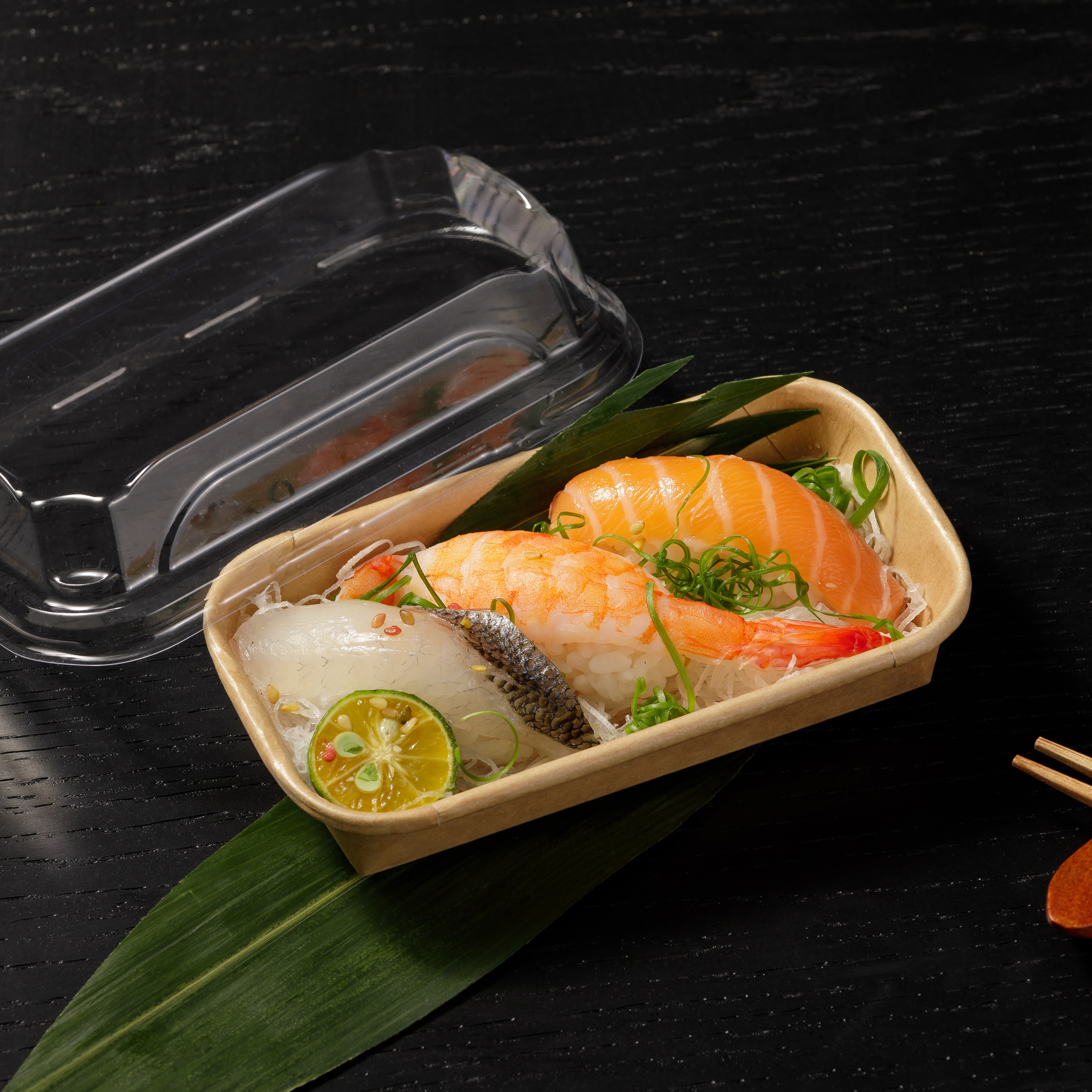 SM7-1100 Disposable Food Grade Kraft Paper Sushi Container with clear PET anti-fog Lid