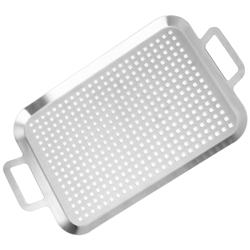Grill topper