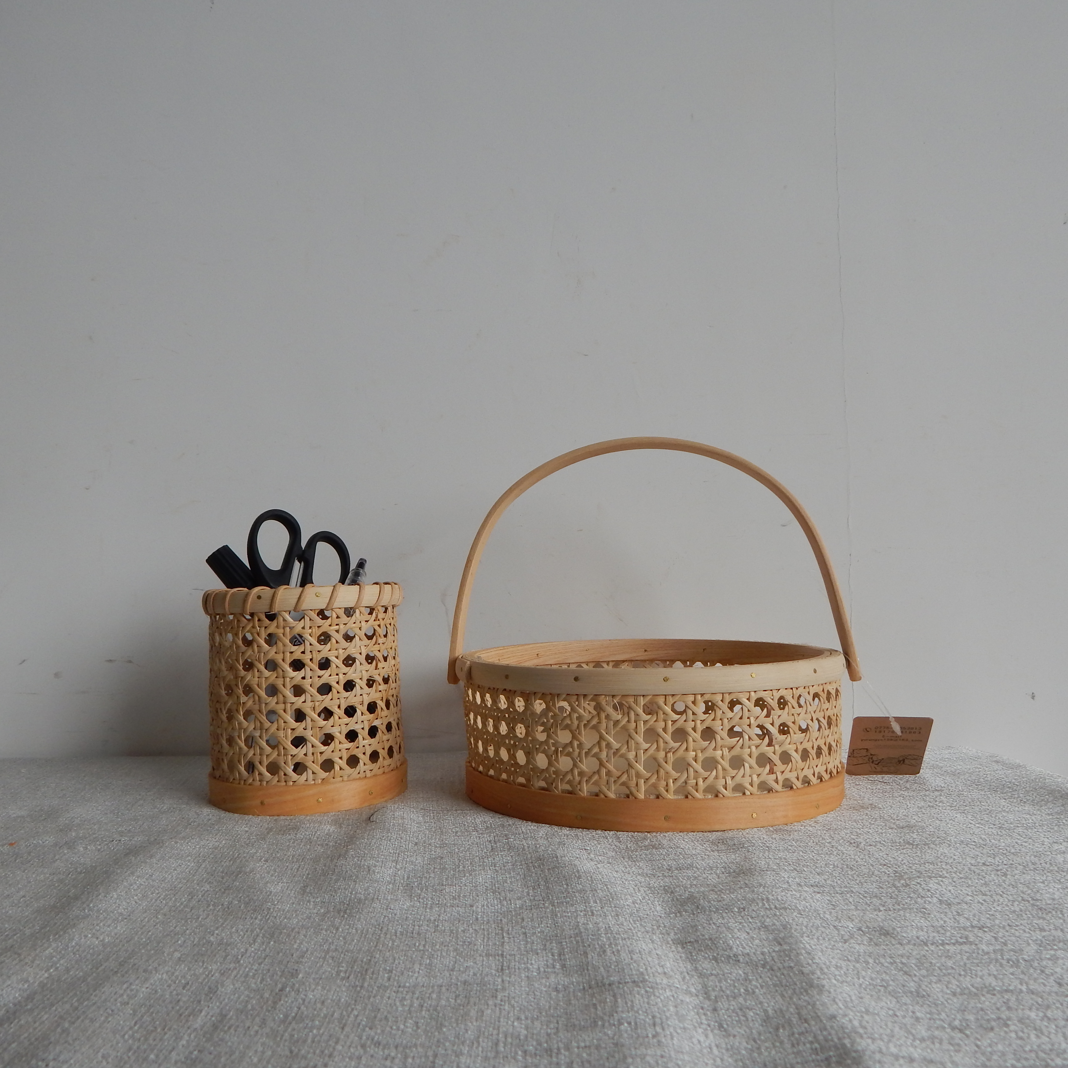 Indonesia rattan pen holder