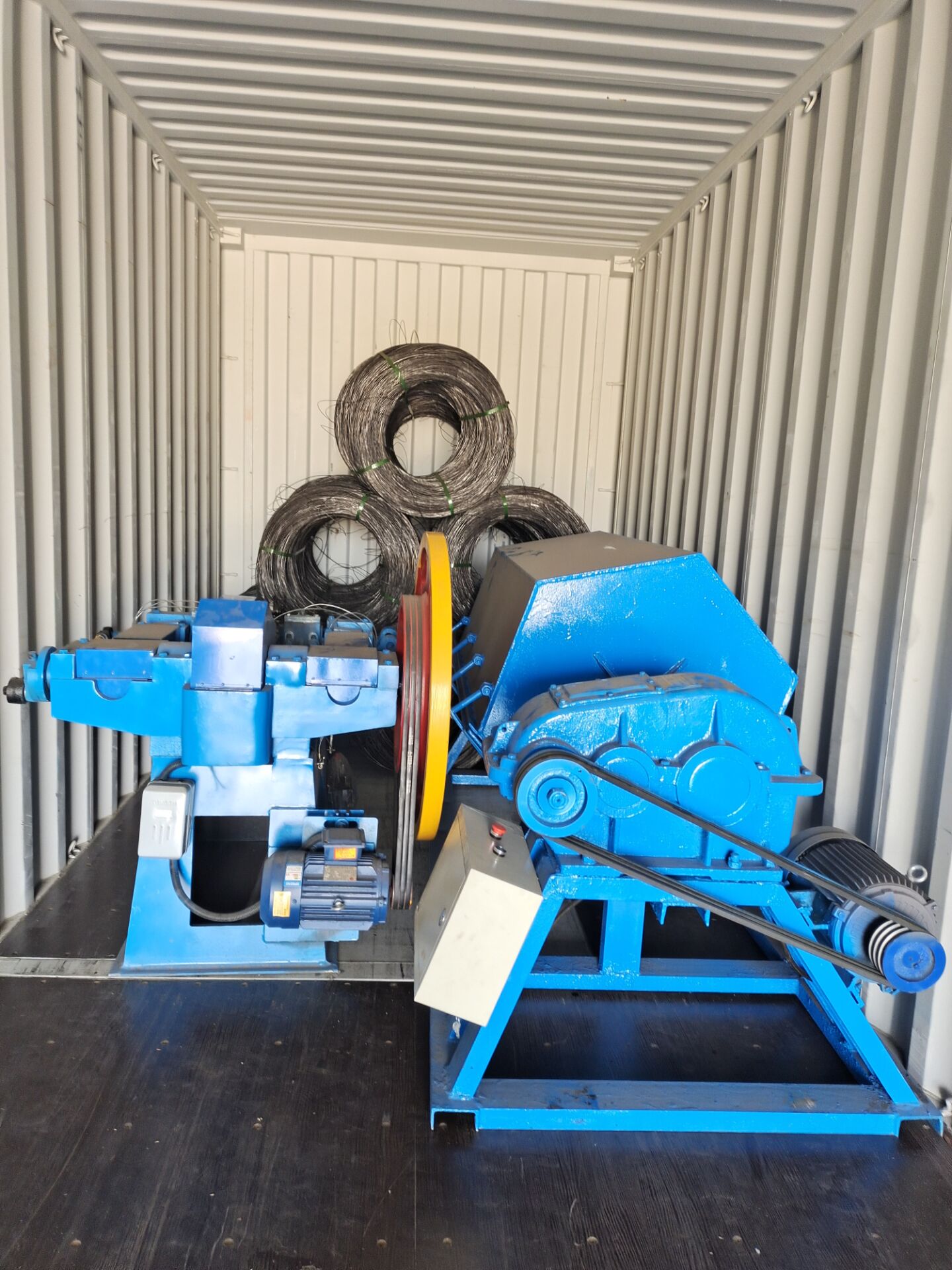 Automatic wire nail making machine