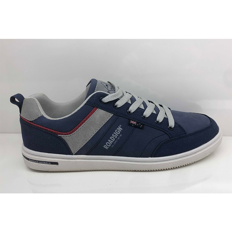 Men's casual shoes