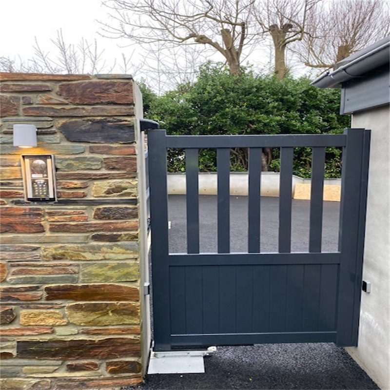 Customized Powder Coating aluminum walkway gate