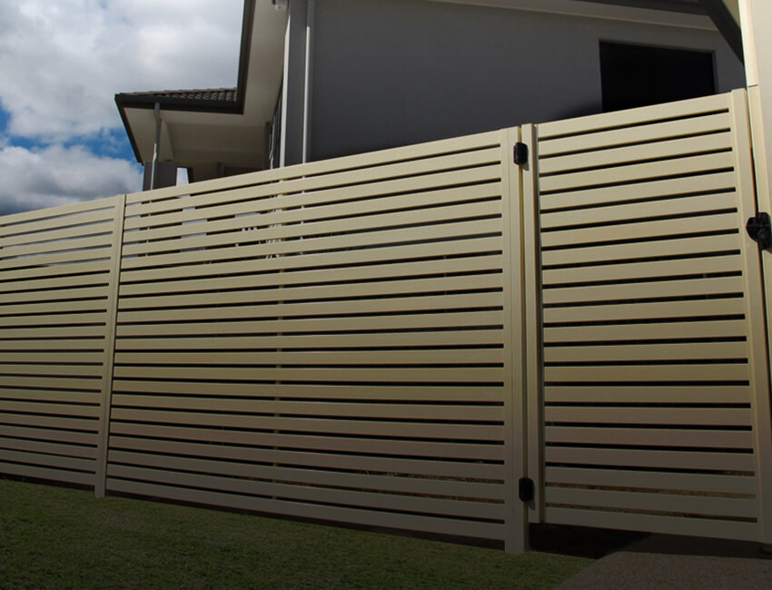Hot Sale Powder Coated Slat Fence Panels For Full Privacy