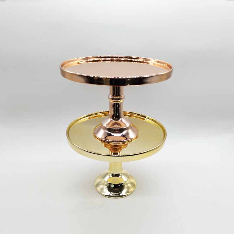 Ceramic cake stand with gold color