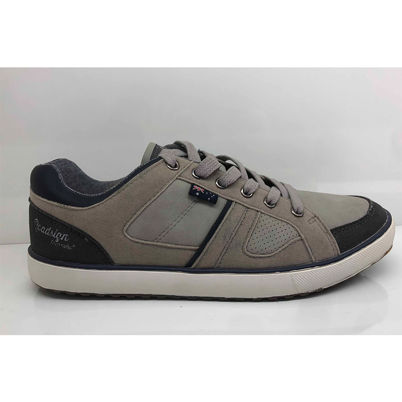 Men's casual shoes