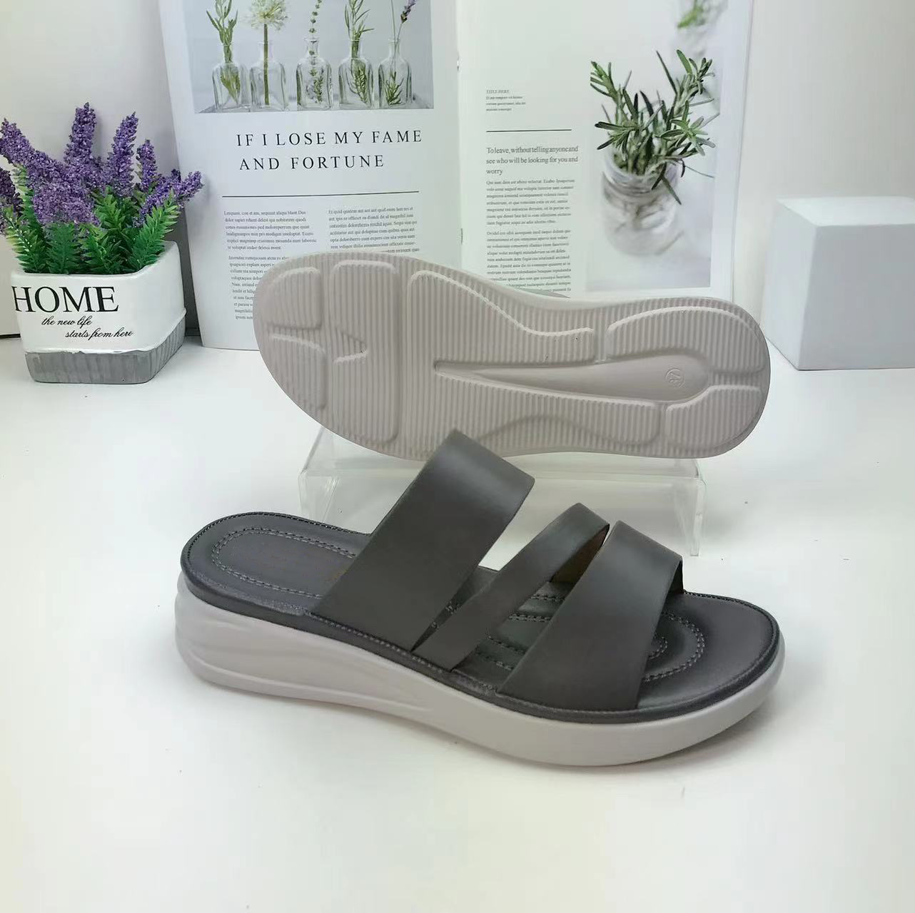 Jieyang City Baichuan Shoes Co.,Ltd – Crafts slippers 2