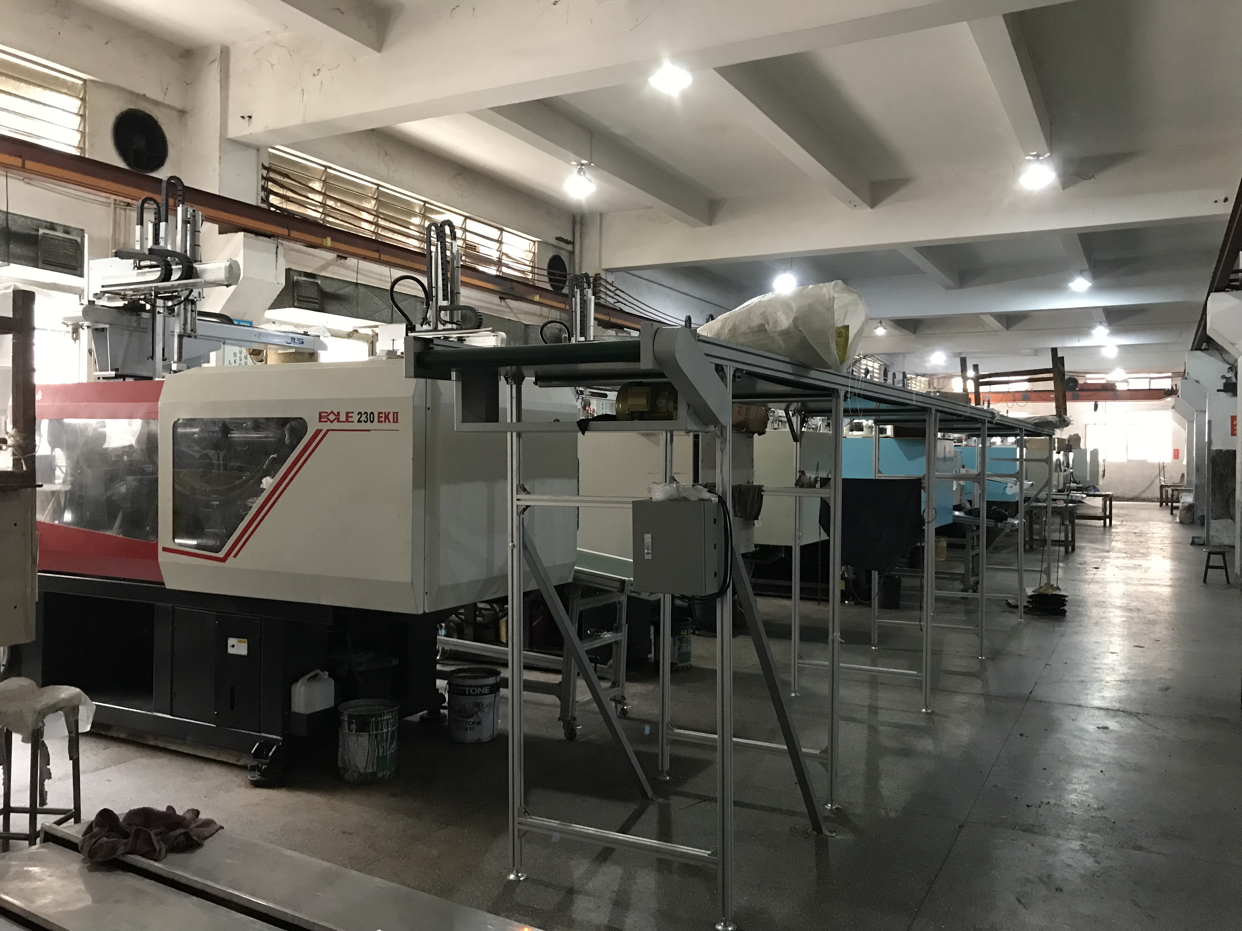 Shenzhen Hengqiyuan Light Industrial Products Co., Ltd. – polyester curtains 2
