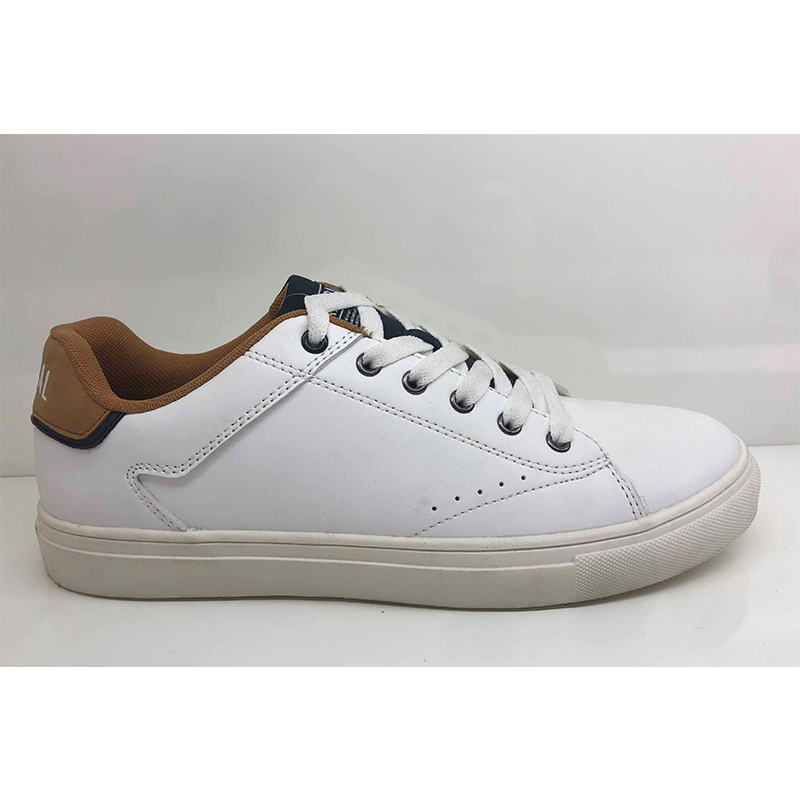 Men's casual shoes
