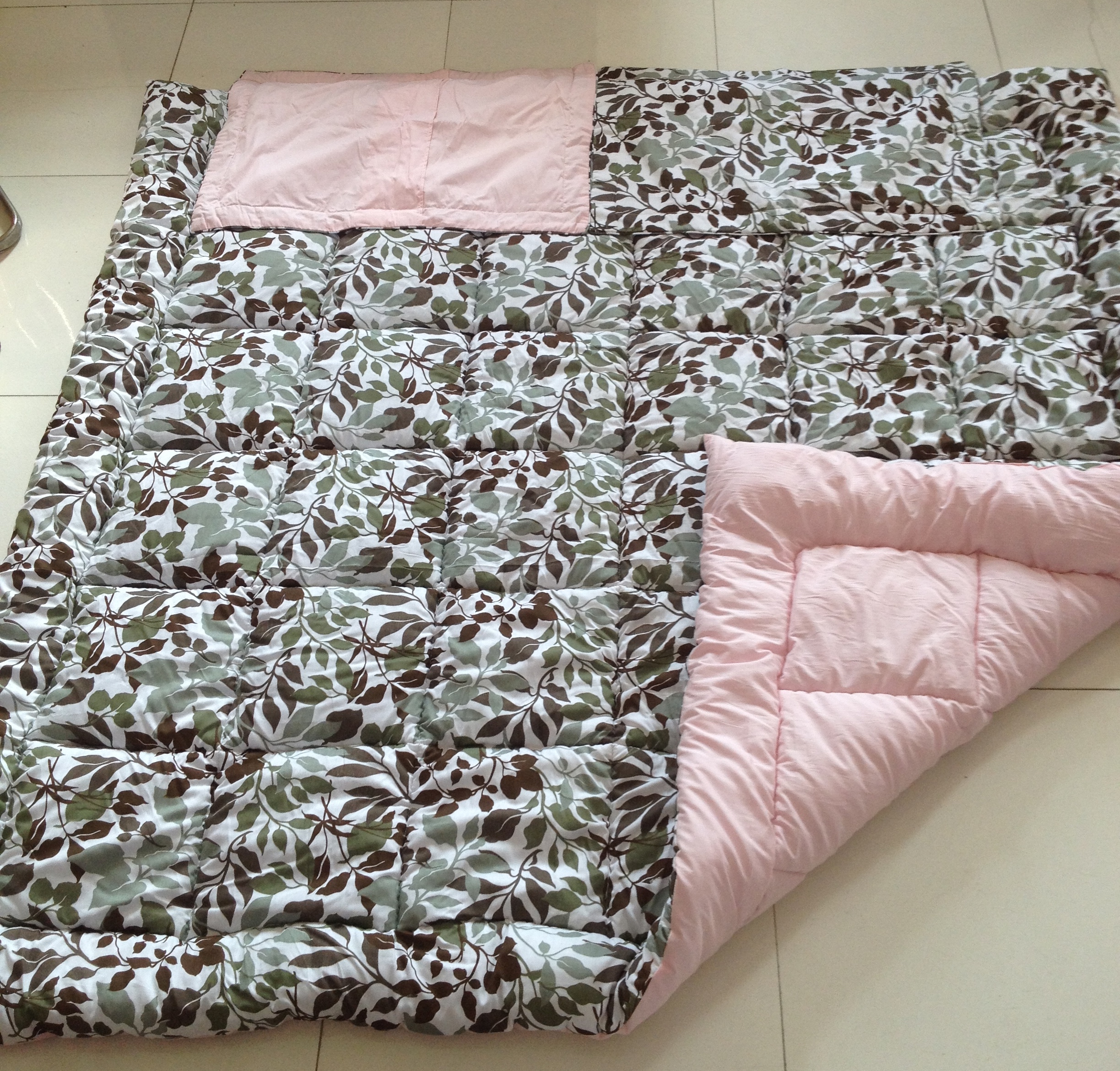 Reversible Printed Comforter with Cotton Shell