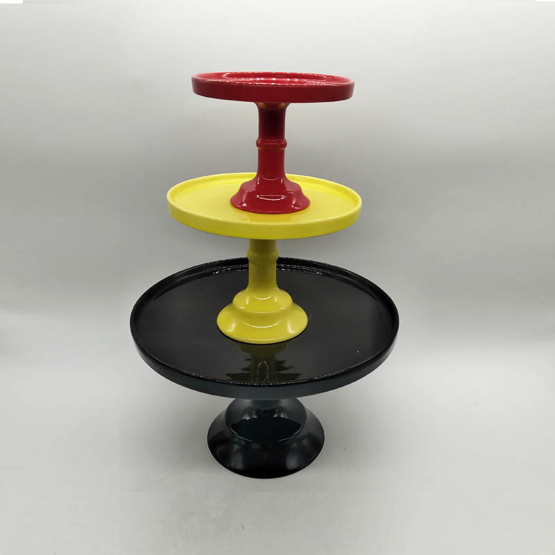 Ceramic cake stand