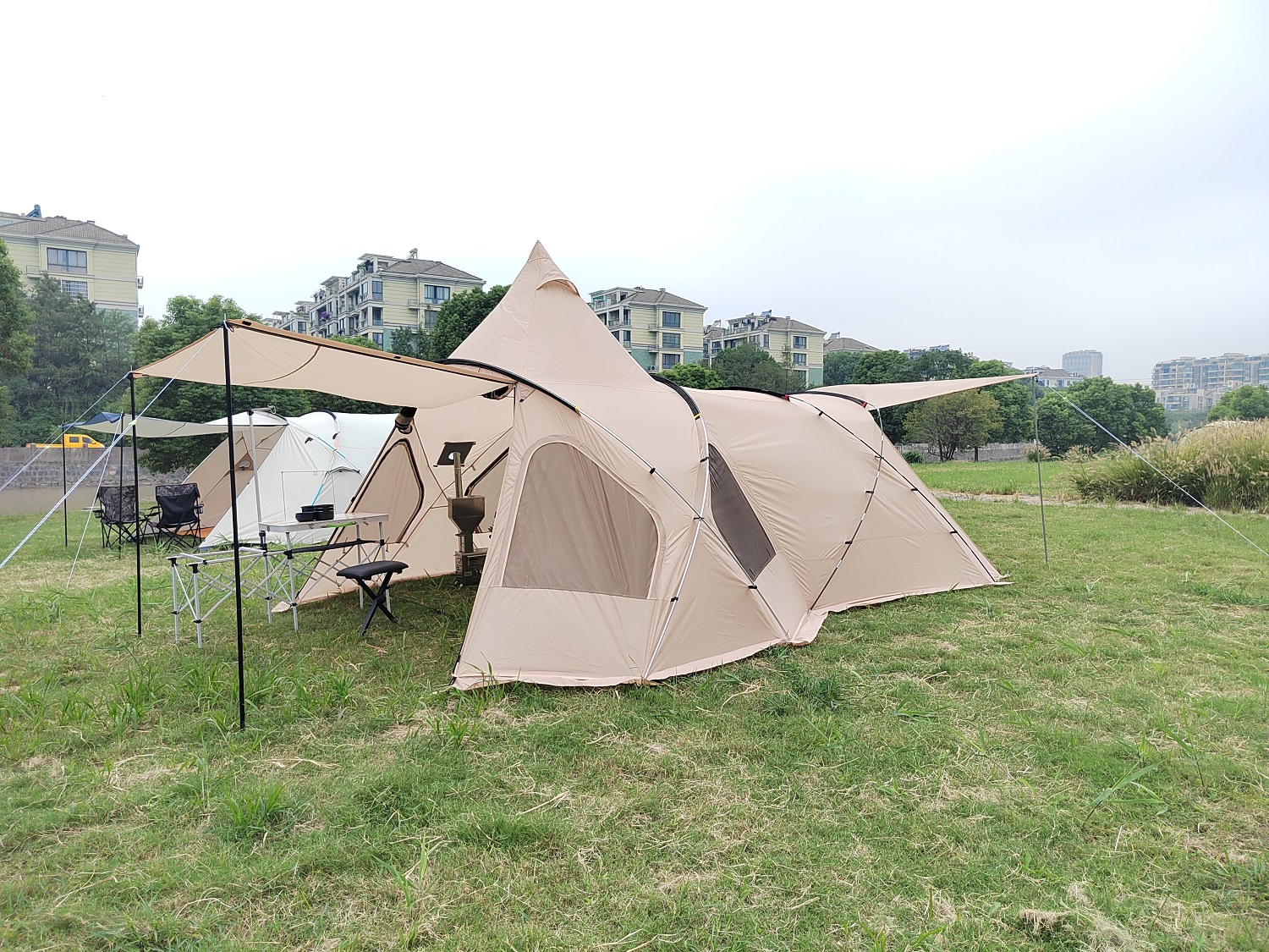 Tent，Party tent，Camping tent，BBQ Tent