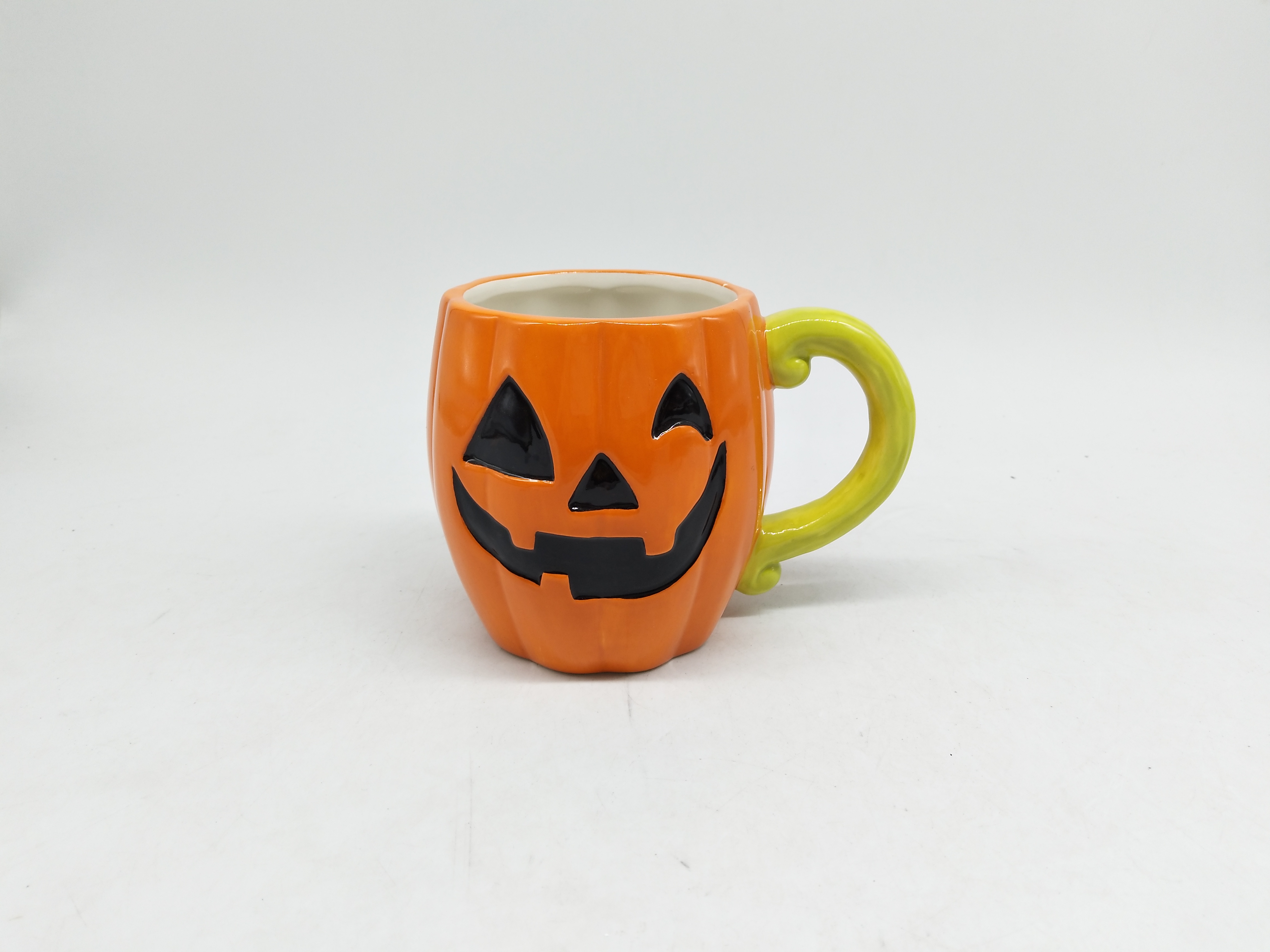 Ceramic halloween pumpkin mug