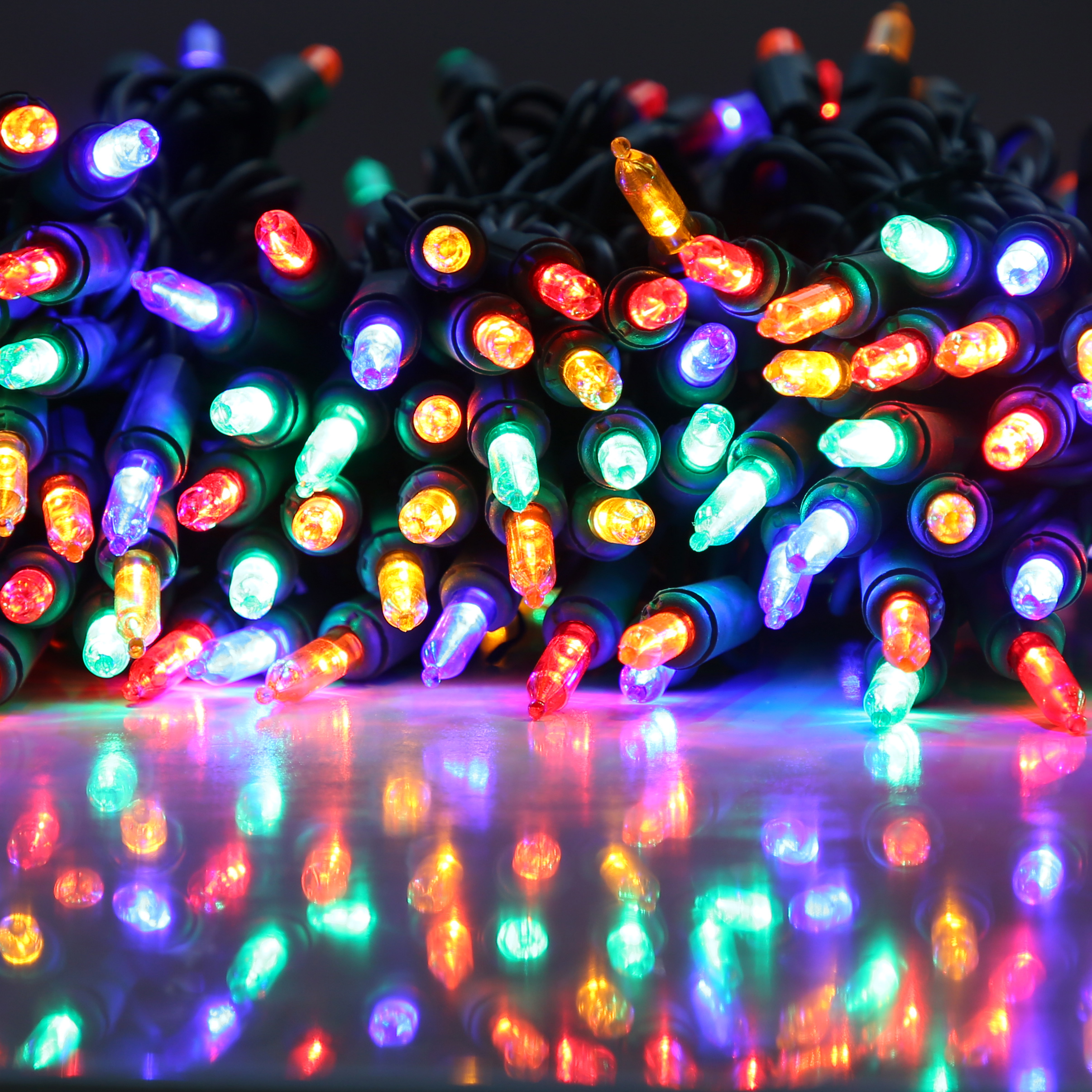 Golden Vessel Electronic and Lighting, Inc – Ornaments of Santa Claus 3