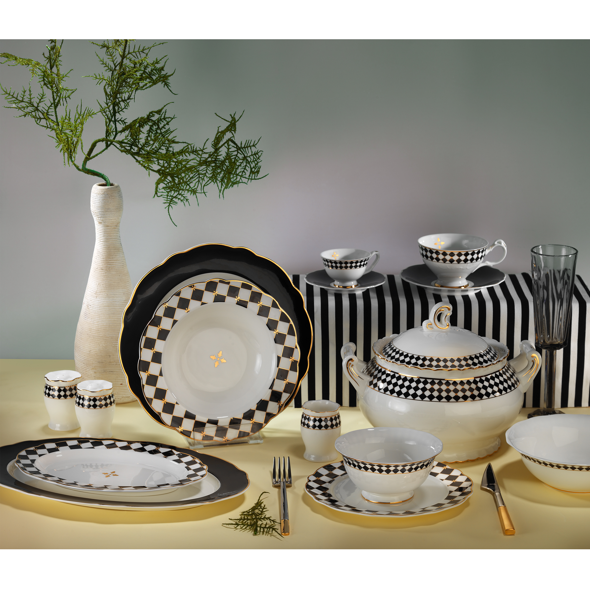 FINE BONE CHINA DINNER SET Gold design Turkish