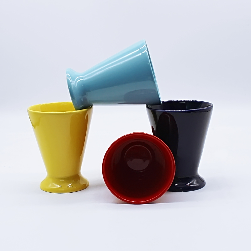 Ceramic ice cream cup with solid color